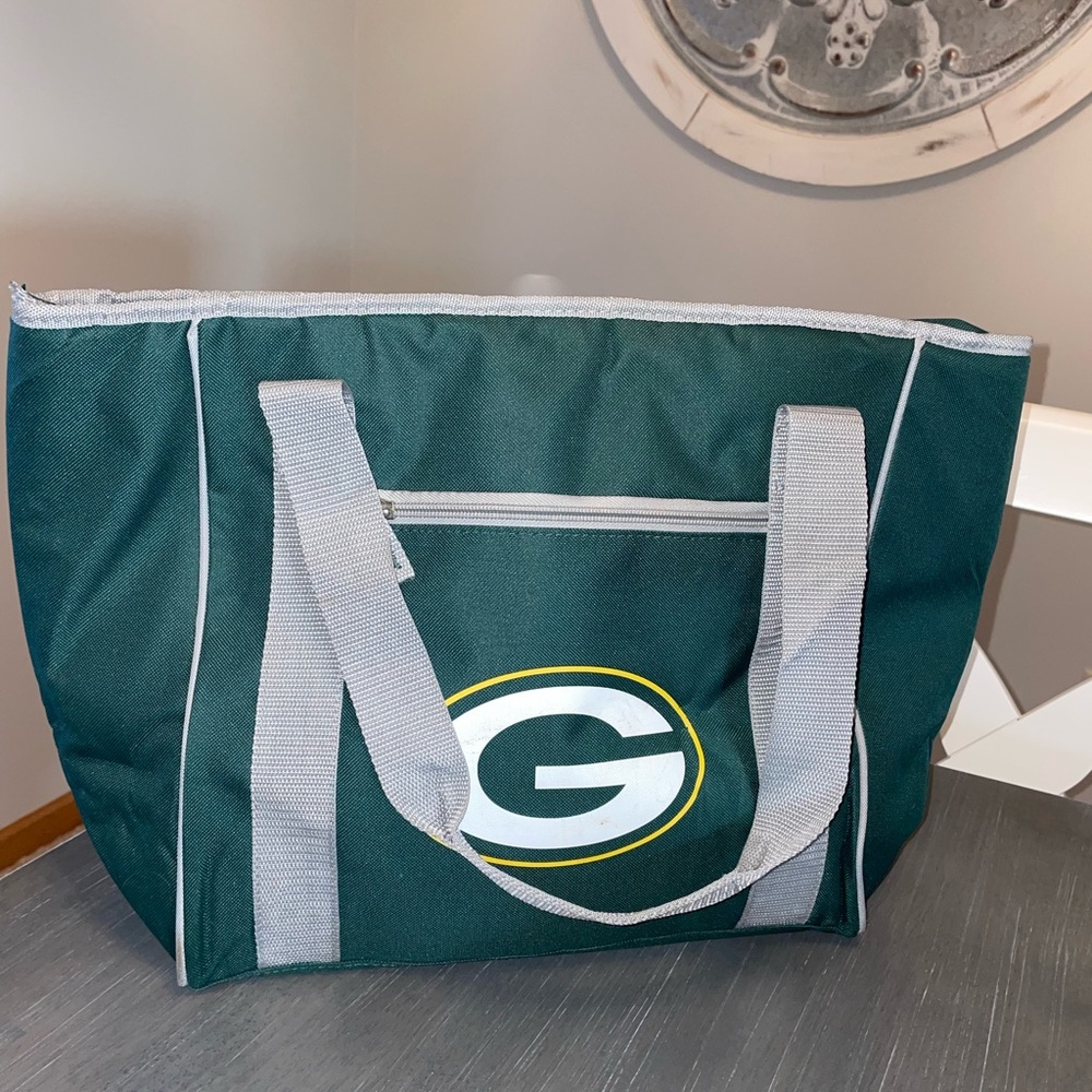 GREEN BAY PACKERS INSULATED SOFT COOLER - Picture 3 of 4